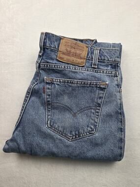 VTG 90s Levis 550 Relaxed Fit Tapered Leg Mens Jeans 34x30 Made In USA Med. Wash